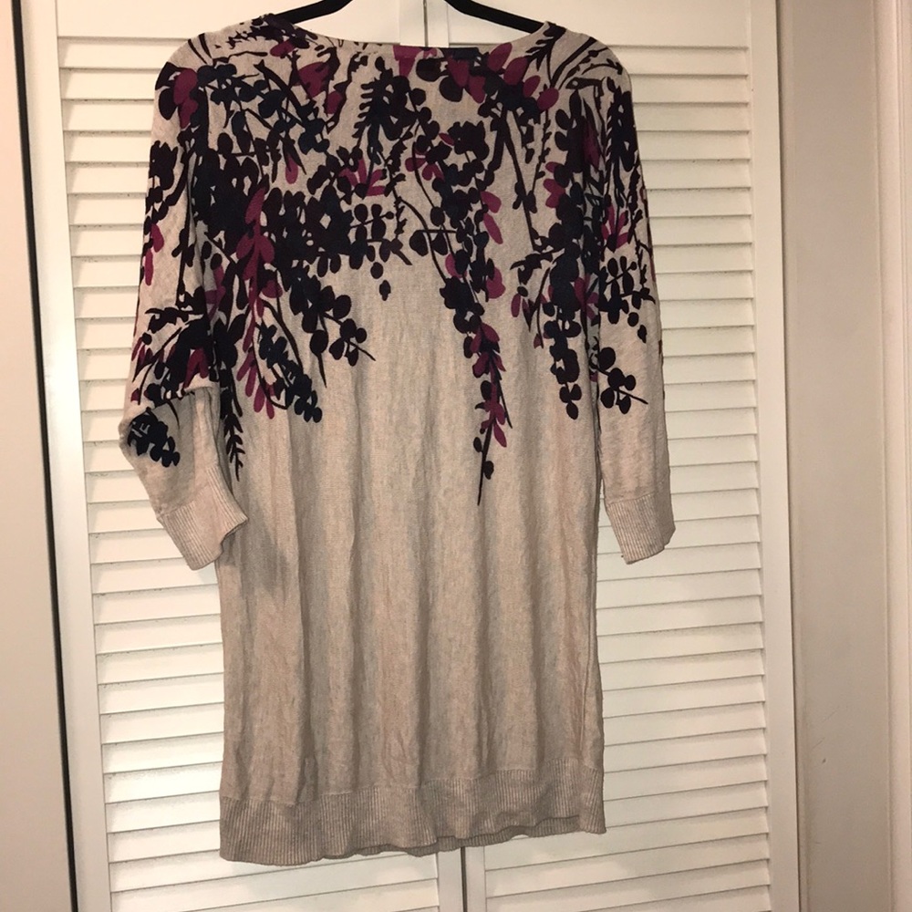 🔥I.N.C. Embellished floral rhinestone top🔥 - Picture 3 of 4